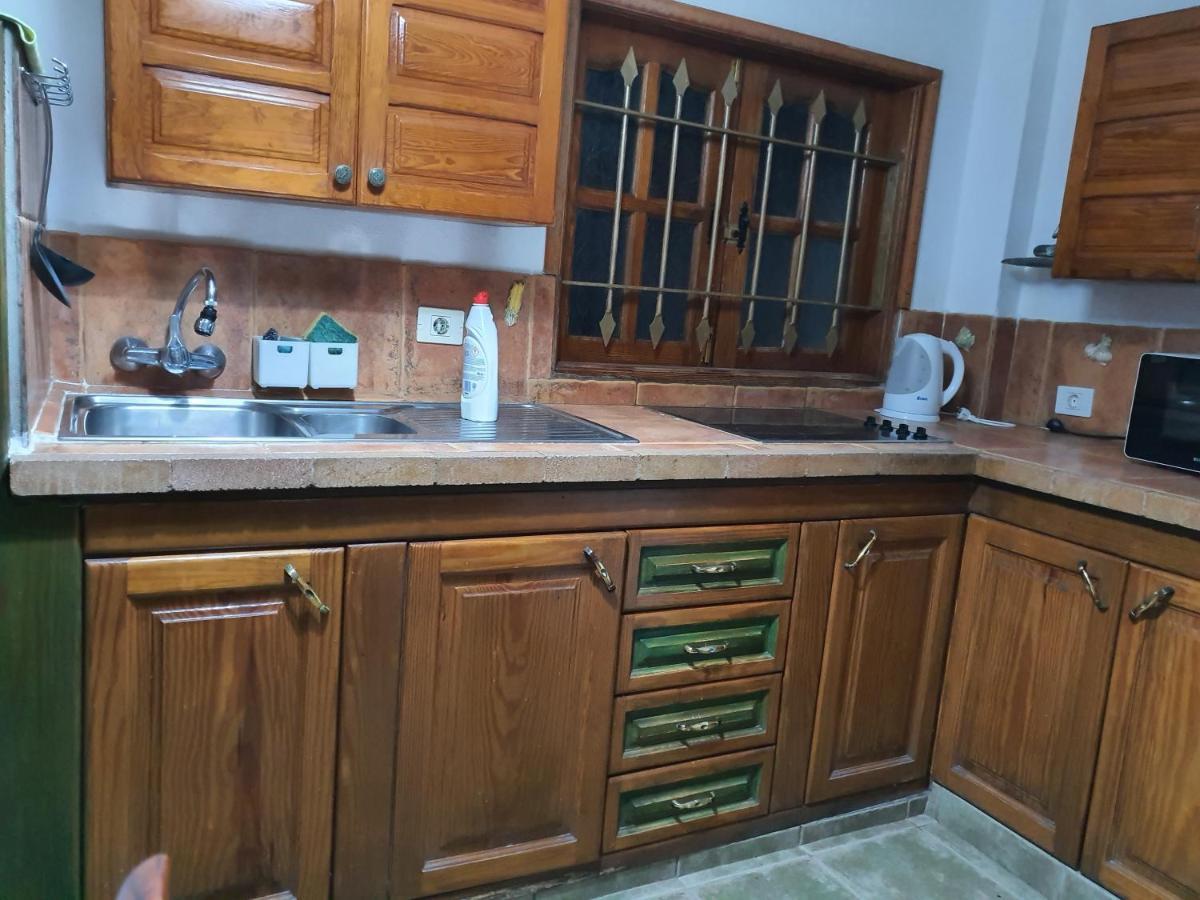 מספאלומס Pool & Wifi Free Shared Flat Private Room By Ocean Park מראה חיצוני תמונה