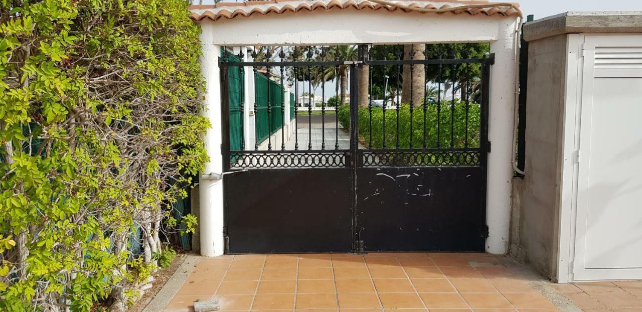 מספאלומס Pool & Wifi Free Shared Flat Private Room By Ocean Park מראה חיצוני תמונה