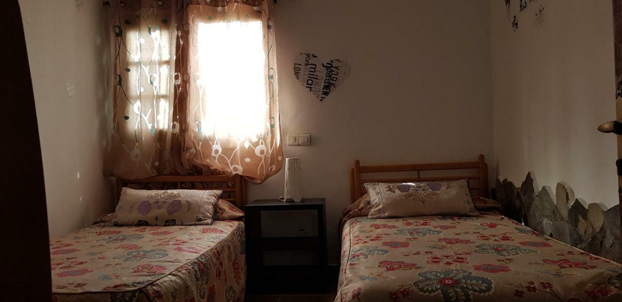 מספאלומס Pool & Wifi Free Shared Flat Private Room By Ocean Park מראה חיצוני תמונה